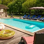 Independent With Heated Pool Lempaut