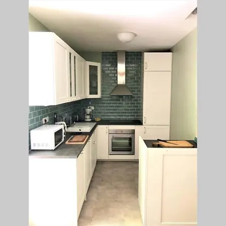 Independent With Heated Pool * Lempaut