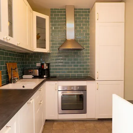 Independent With Heated Pool Casa vacanze Lempaut